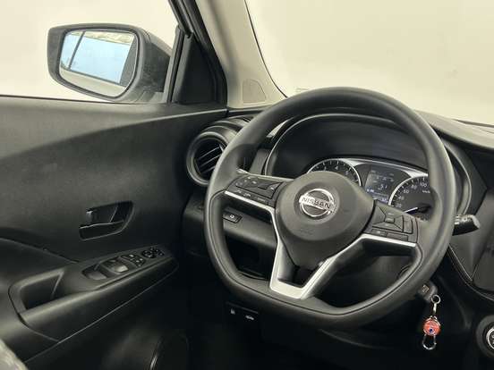 NISSAN-KICKS-2021