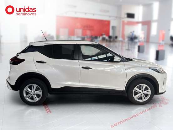 NISSAN-KICKS-2024