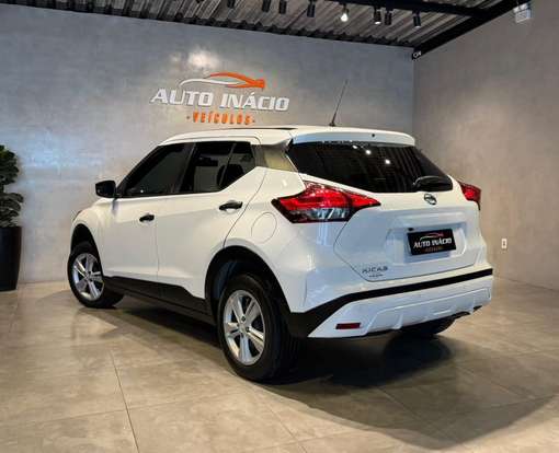 NISSAN-KICKS-2021