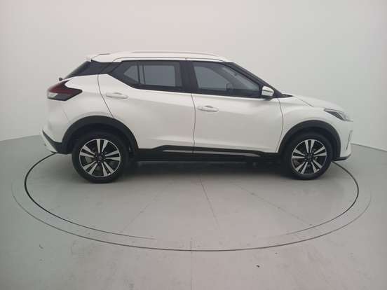 NISSAN-KICKS-2024