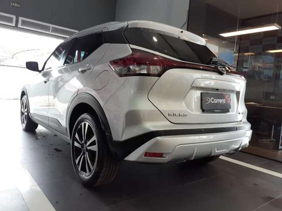 NISSAN-KICKS-2024