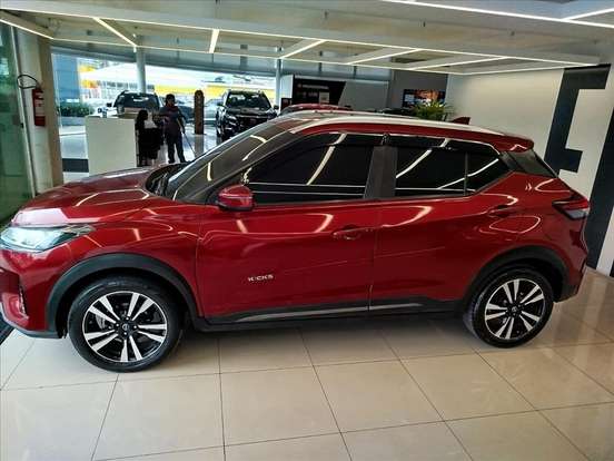 NISSAN-KICKS-2023