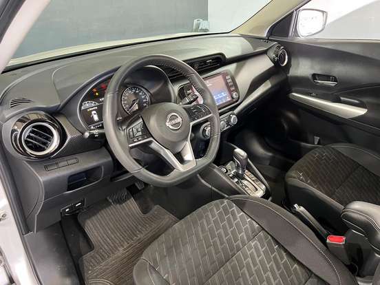 NISSAN-KICKS-2023