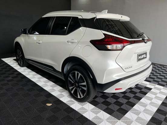 NISSAN-KICKS-2024