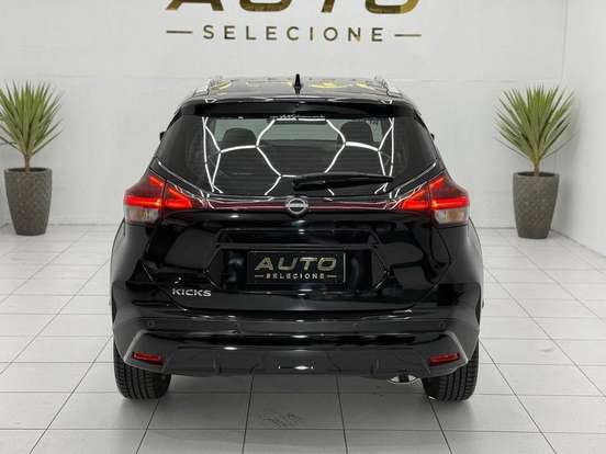NISSAN-KICKS-2024
