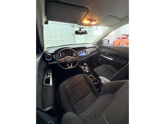 NISSAN-KICKS-2023