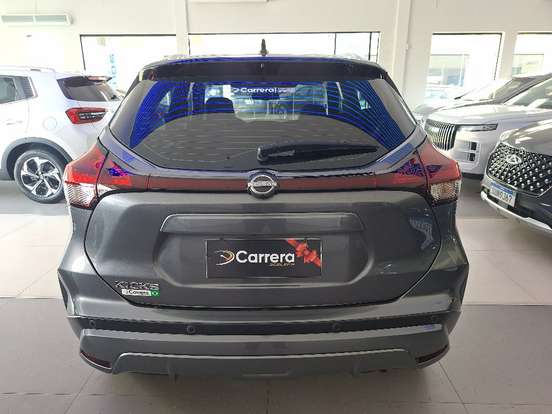 NISSAN-KICKS-2024