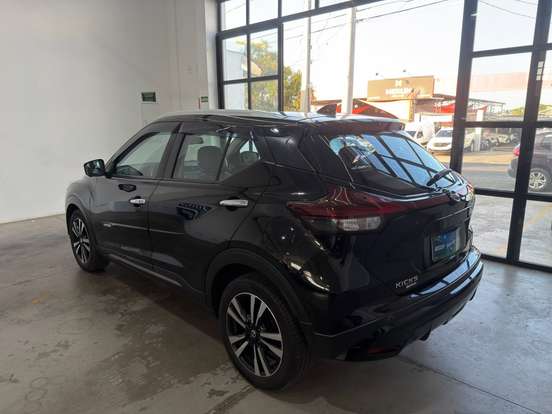 NISSAN-KICKS-2022