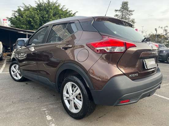 NISSAN-KICKS-2019