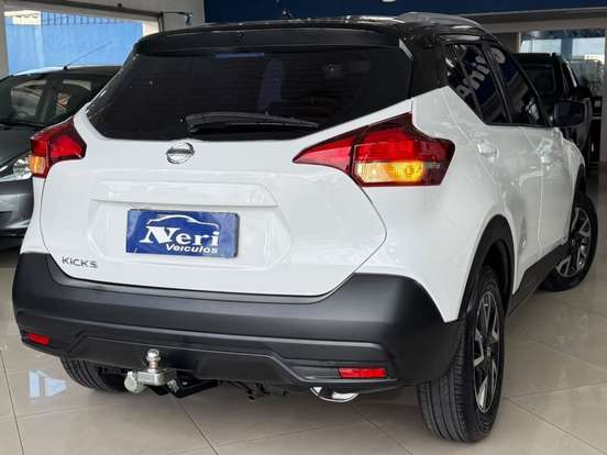 NISSAN-KICKS-2017