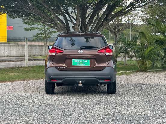 NISSAN-KICKS-2018