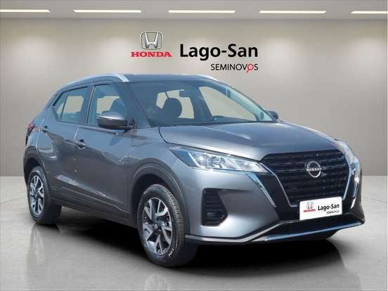NISSAN-KICKS-2023