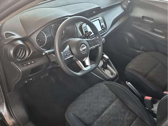 NISSAN-KICKS-2023