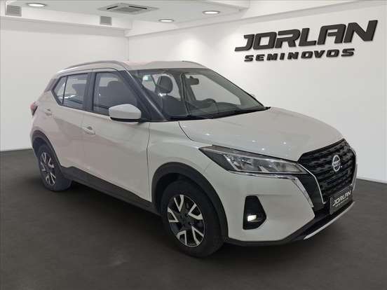 NISSAN-KICKS-2022