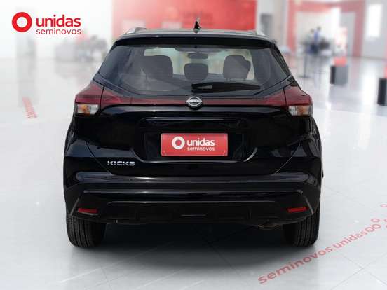 NISSAN-KICKS-2023