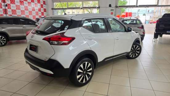 NISSAN-KICKS-2019