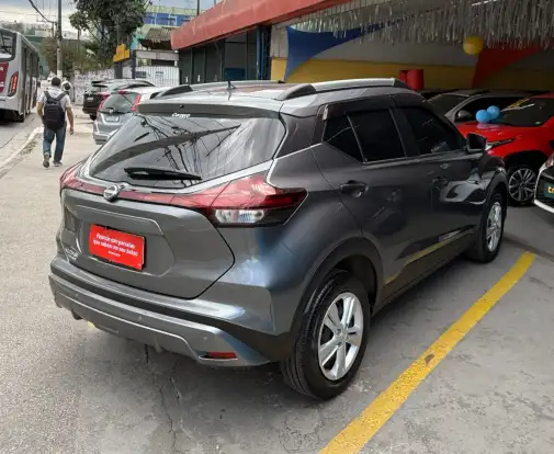 NISSAN-KICKS PLAY-2025