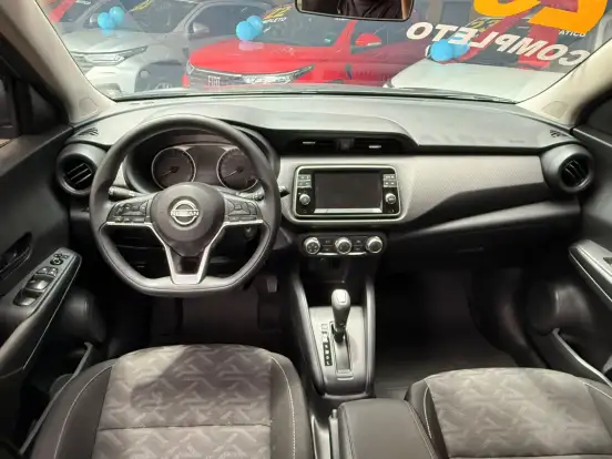 NISSAN-KICKS PLAY-2025