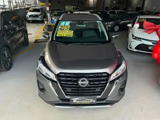 NISSAN-KICKS PLAY-2025