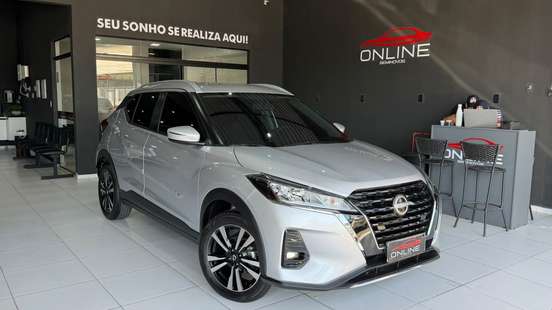 NISSAN-KICKS PLAY-2025