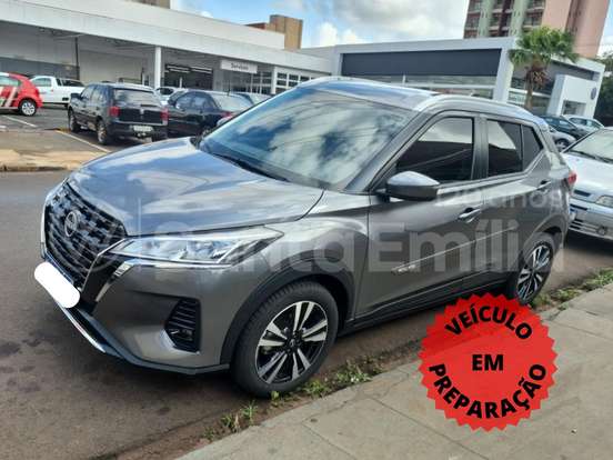 NISSAN-KICKS PLAY-2025