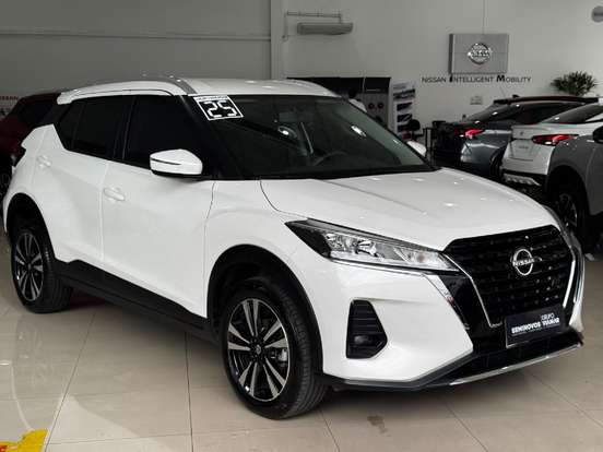 NISSAN-KICKS PLAY-2025