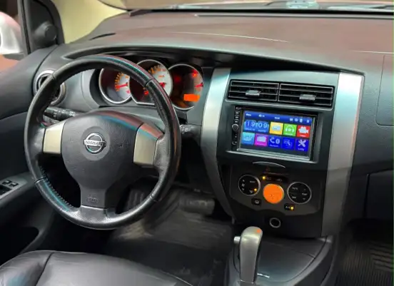 NISSAN-LIVINA-2013