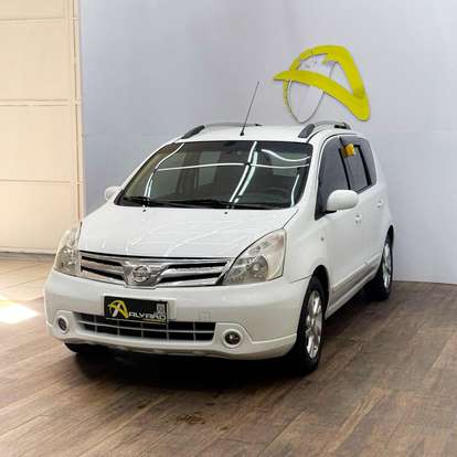 NISSAN-LIVINA-2012