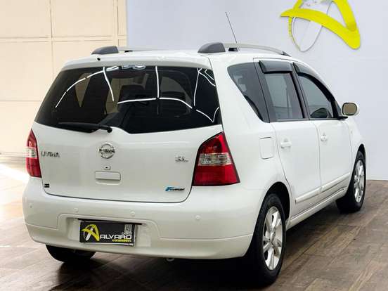 NISSAN-LIVINA-1.8 SL 16V FLEX 4P AUTOMÁTICO NISSAN-LIVINA-2012