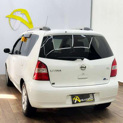 NISSAN-LIVINA-2012