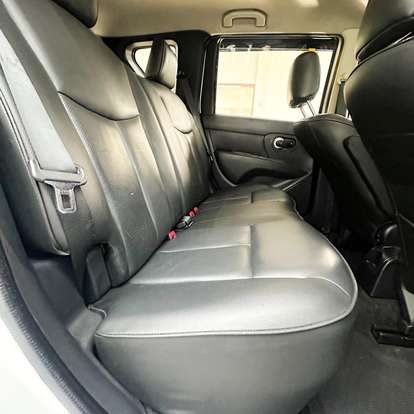 NISSAN-LIVINA-1.8 SL 16V FLEX 4P AUTOMÁTICO NISSAN-LIVINA-2012