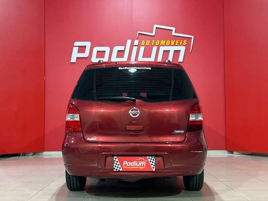 NISSAN-LIVINA-2013