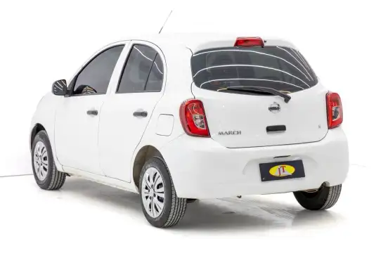 NISSAN-MARCH-2015