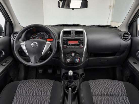 NISSAN-MARCH-2015