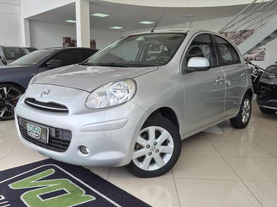 NISSAN MARCH 1.6 SV 16V FLEX 4P MANUAL