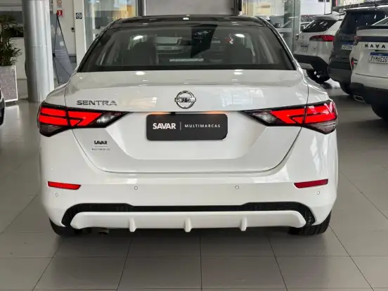 NISSAN-SENTRA-2023