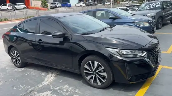 NISSAN-SENTRA-2024