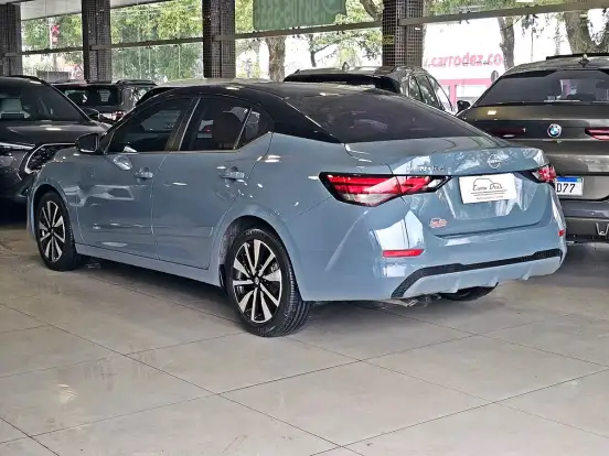 NISSAN-SENTRA-2024