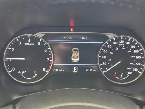 NISSAN-SENTRA-2023