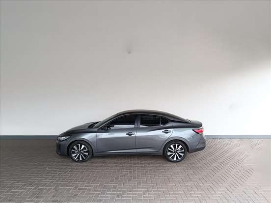 NISSAN-SENTRA-2024