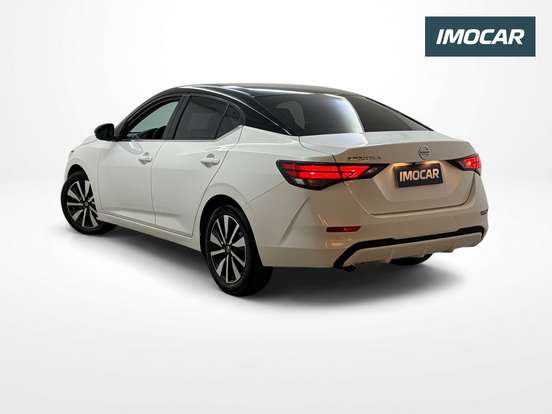 NISSAN-SENTRA-2023