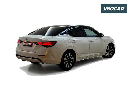 NISSAN-SENTRA-2023