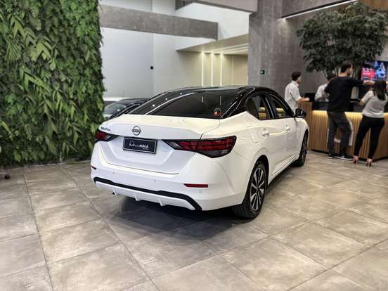 NISSAN-SENTRA-2025