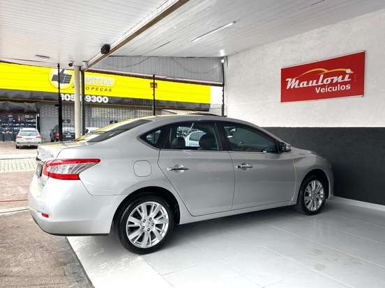 NISSAN-SENTRA-2014
