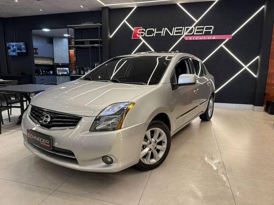 NISSAN SENTRA 2.0 SL 16V FLEX 4P AUTOMÁTICO