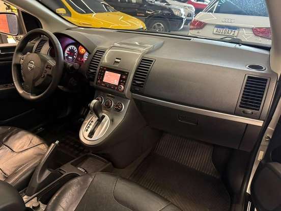 NISSAN-SENTRA-2012