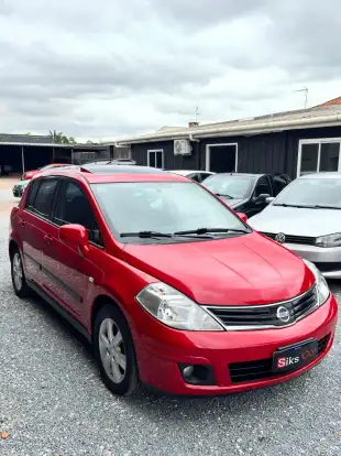 NISSAN-TIIDA-2010
