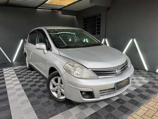 NISSAN-TIIDA-1.8 S 16V FLEX 4P MANUAL NISSAN-TIIDA-2011