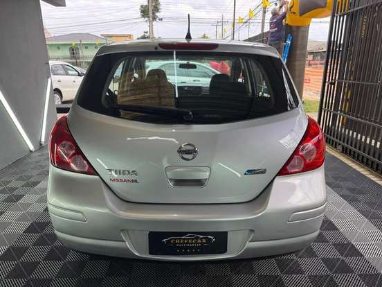NISSAN-TIIDA-2011