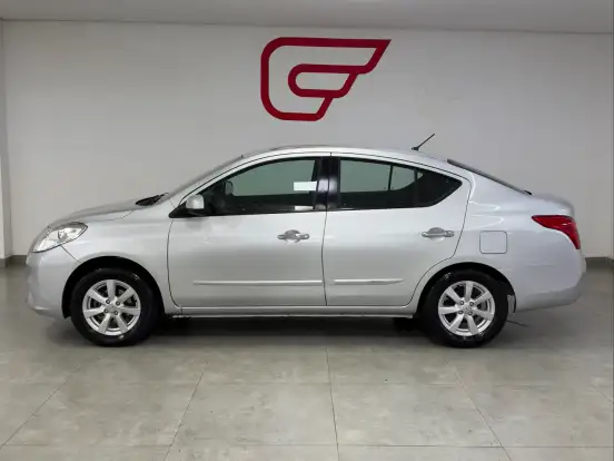 NISSAN-VERSA-1.6 16V FLEX SL 4P MANUAL NISSAN-VERSA-2012